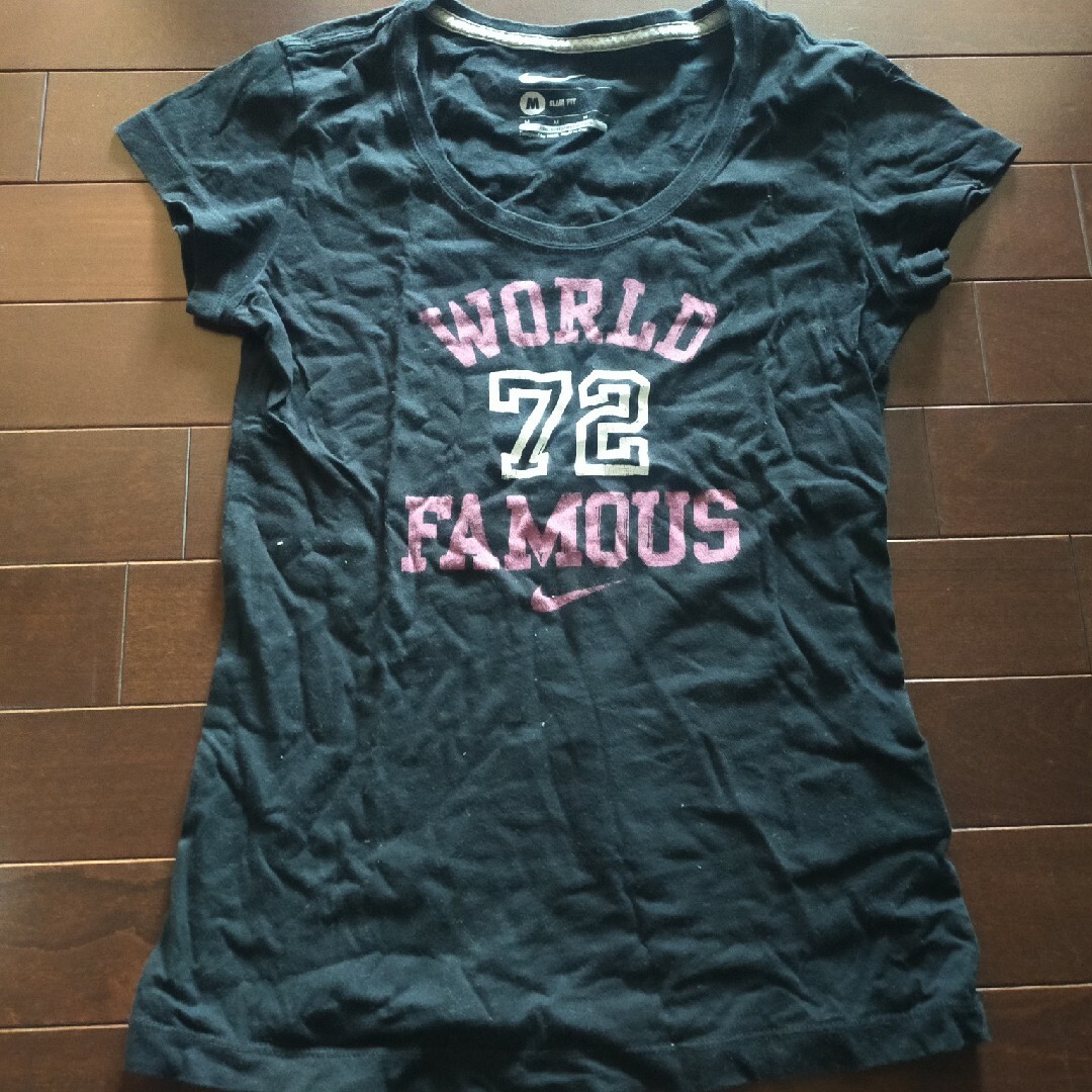 NIKE(ナイキ)のTシャツ レディースのトップス(Tシャツ(半袖/袖なし))の商品写真
