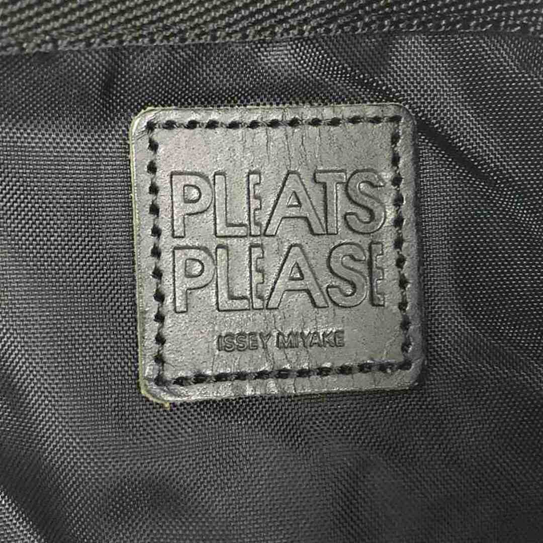 PLEATS PLEASE ISSEY MIYAKE - PLEATS PLEASE ISSEY MIYAKE PLEATS PLEASE ISSEY MIYAKE - PLEATS PLEASE ISSEY MIYAKE