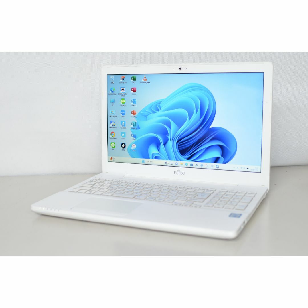 爆速SSD512GB 富士通LIFEBOOK AH50/A3 i7-6700HQ ノートPC 爆速SSD512GB 富士通LIFEBOOK AH50/A3 i7-6700HQ ノートPC