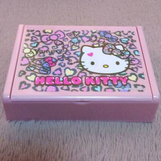 n*）様 チャーミーキティ✨️ アクセサリーケース 紫 グリッター小物入れ レト サンリオ チャーミー キティボストン型ピルケース・小物入れ