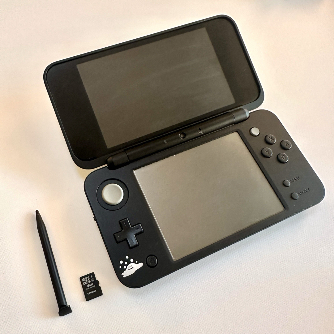ソフト18本付】ニンテンドー 2DS LL ドラクエ はぐれメタル ソフト18本付】ニンテンドー 2DS LL ドラクエ はぐれメタル