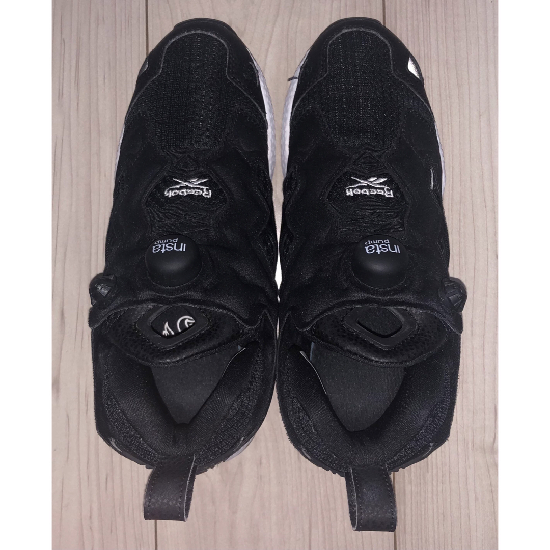 Reebok(リーボック)の23.5cm 良品 REEBOK INSTA PUMP FURY 95 黒 OG レディースの靴/シューズ(スニーカー)の商品写真