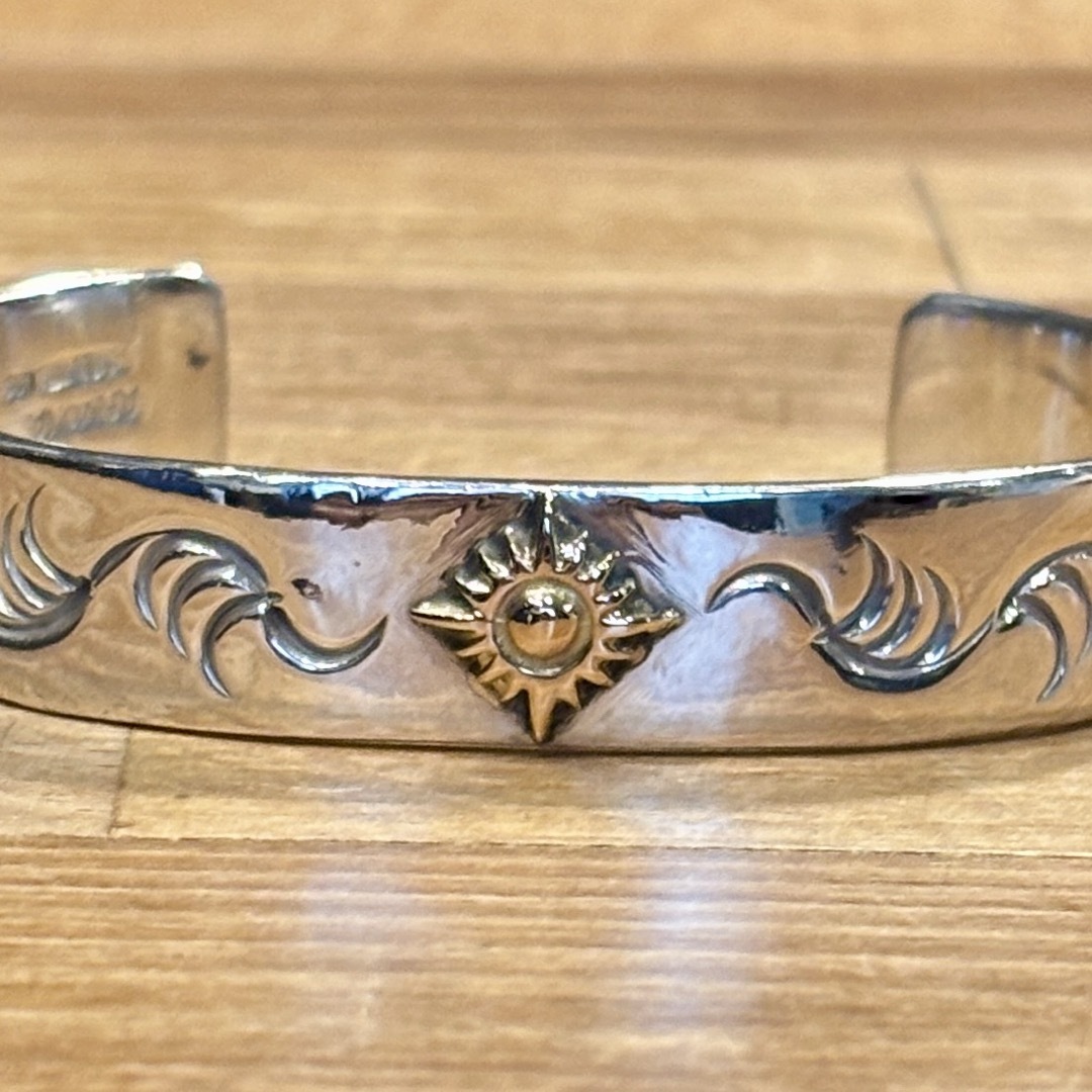 鏡面磨き済 Arizona Freedom ゴールド大太陽神唐草バングル12mm 鏡面磨き済 Arizona Freedom ゴールド大太陽神唐草バングル12mm