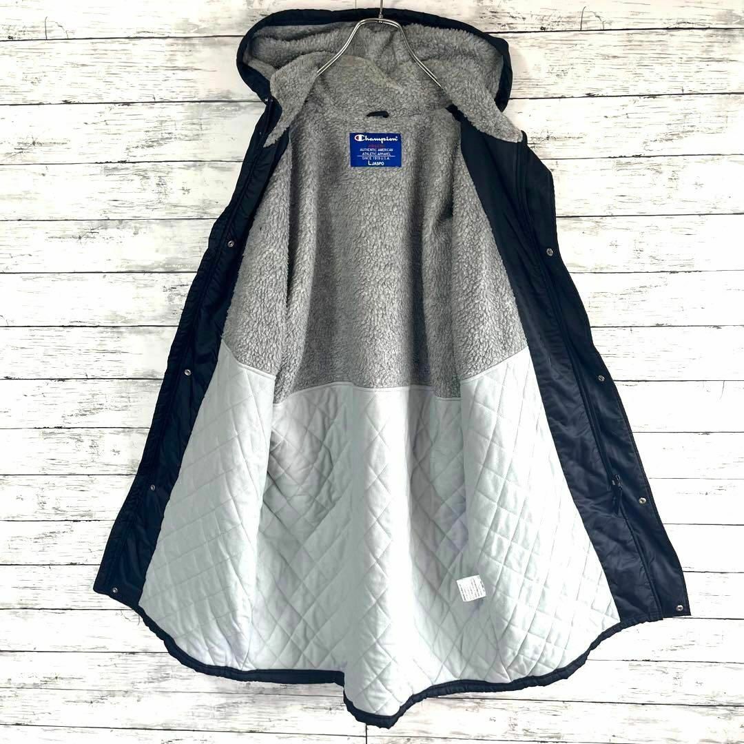 Champion - 【人気商品】チャンピオン ベンチコート 裏ボア 刺繍 Champion - 【人気商品】チャンピオン ベンチコート 裏ボア 刺繍