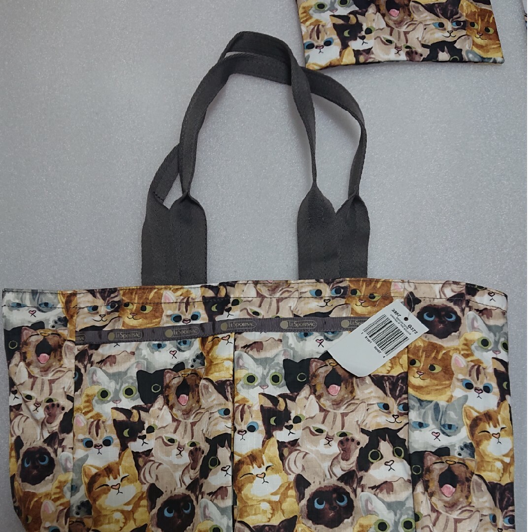 LeSportsac - レスポートサック 猫 キャットカフェ の通販 by LeSportsac - レスポートサック 猫 キャットカフェ の通販 by