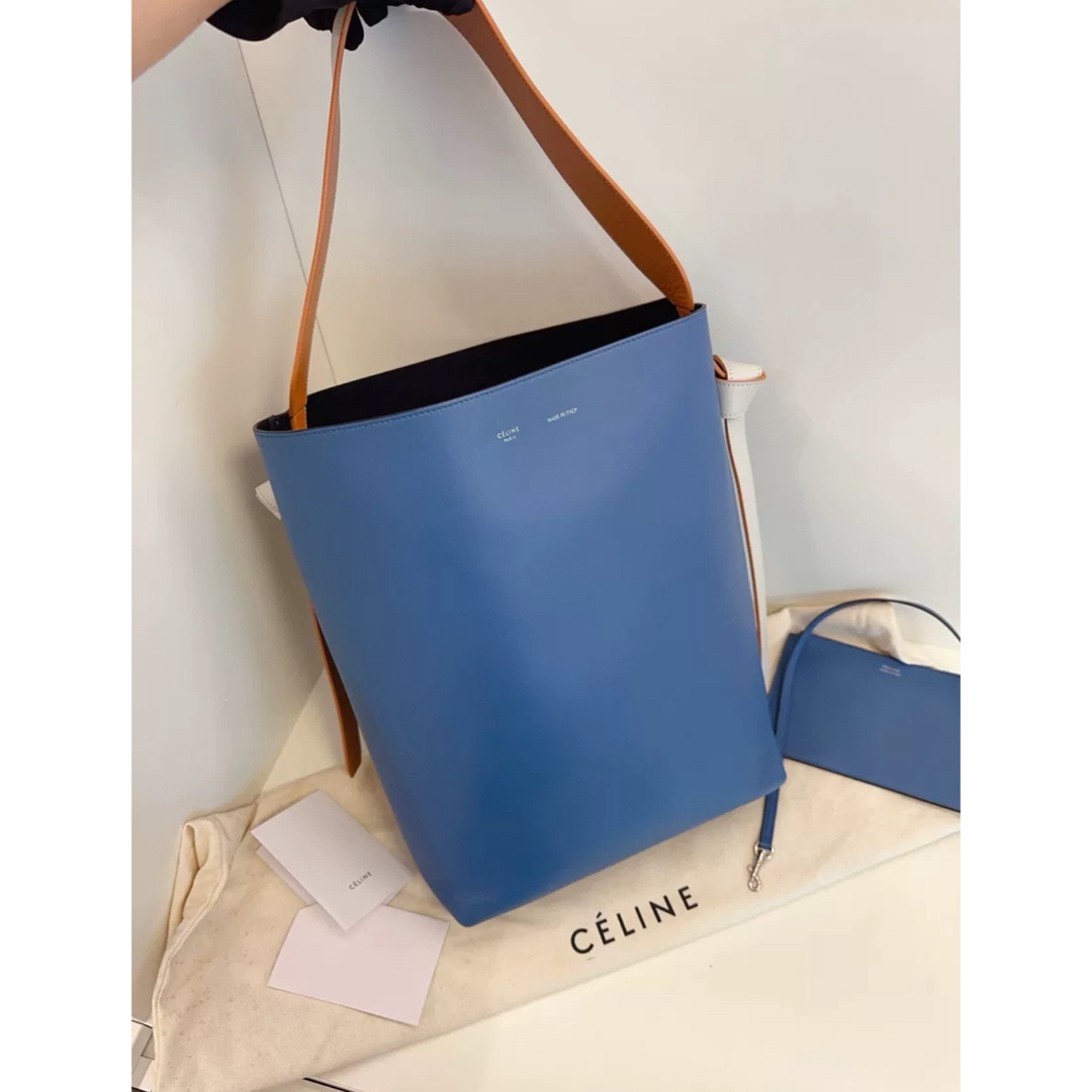 CELINE - レア極美品Céline セリーヌ フィービー期Twisted Cabas CELINE - レア極美品Céline セリーヌ フィービー期Twisted Cabas