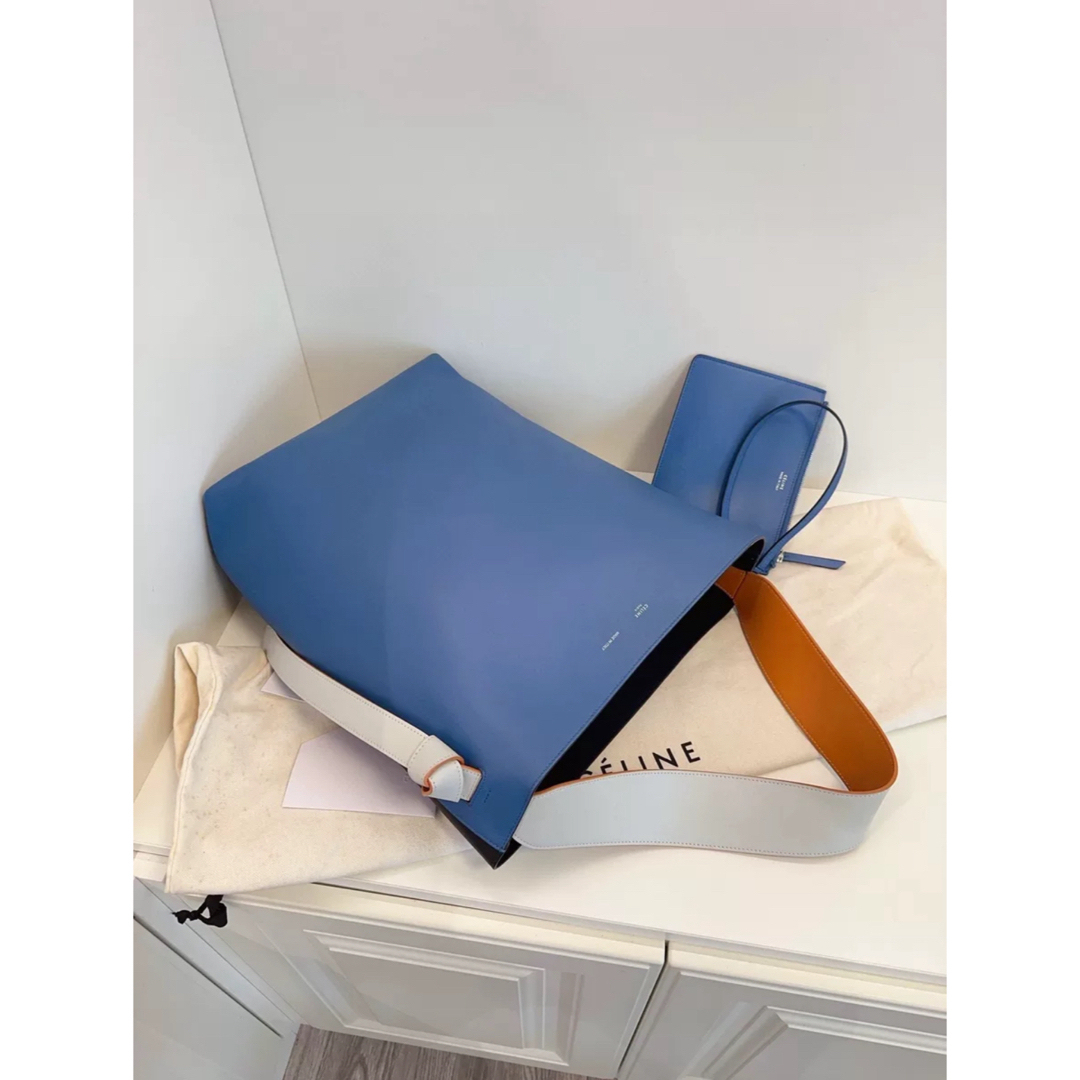 CELINE - レア極美品Céline セリーヌ フィービー期Twisted Cabas CELINE - レア極美品Céline セリーヌ フィービー期Twisted Cabas