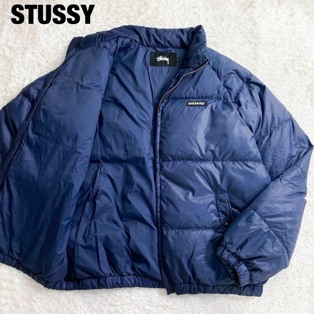 STUSSY - STUSSY ステューシー ダウンジャケット ボックスロゴ STUSSY - STUSSY ステューシー ダウンジャケット ボックスロゴ