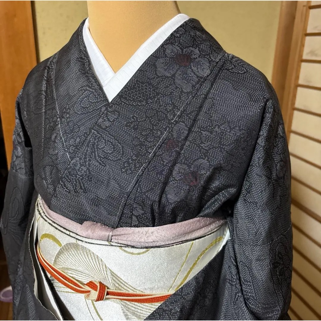本場】大島紬 未使用 美品 (卸問屋本決算セール】 【古典美術 本場】大島紬 未使用 美品 (卸問屋本決算セール】 【古典美術