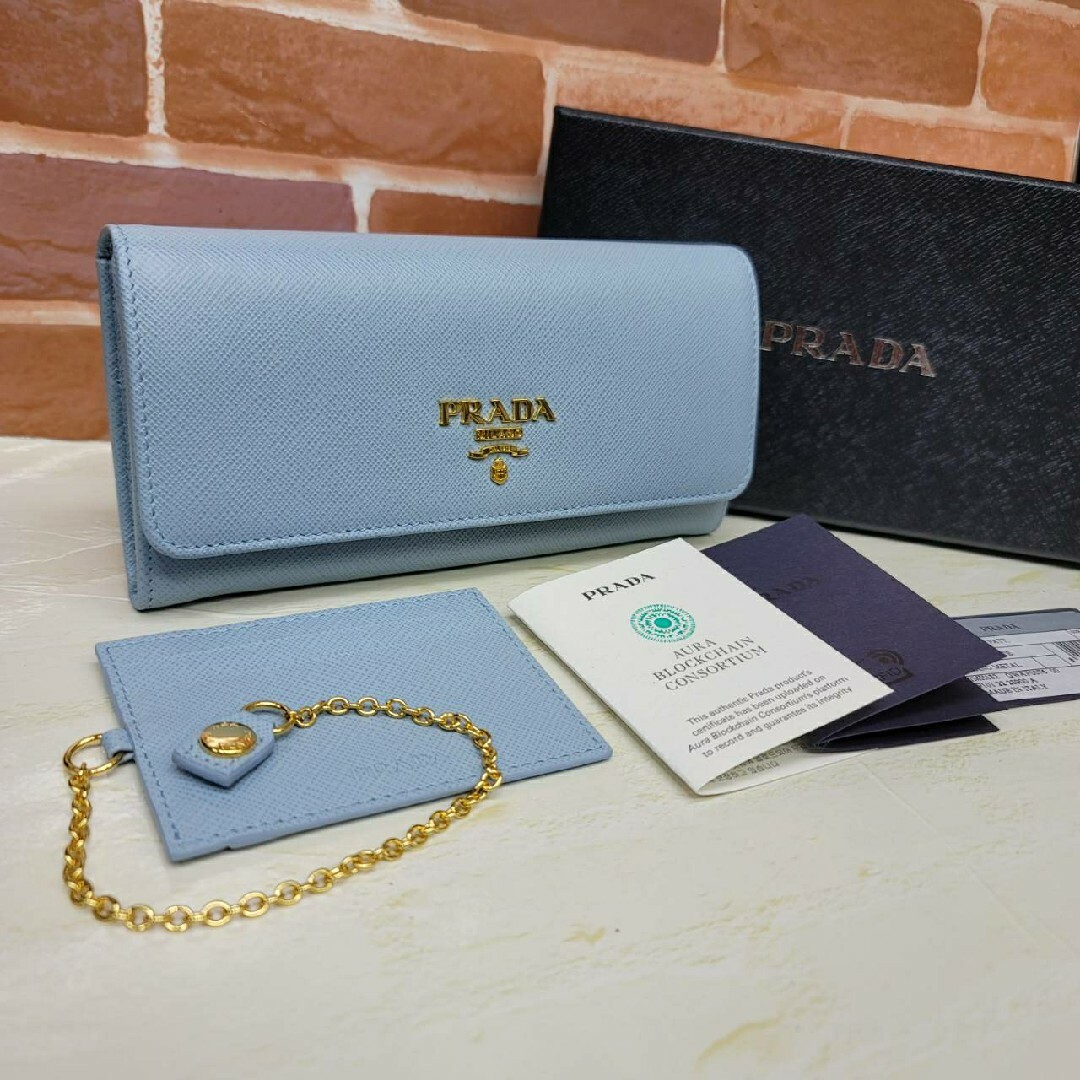 PRADA - 現行モデル 新品未使用PRADA☆鑑定済☆サフィアーノ  1MH132 財布