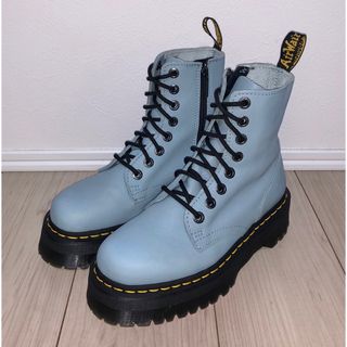 Dr.Martens(ブルー・ネイビー/青色系)のフリマアイテム一覧 Dr.Martens(ブルー・ネイビー/青色系)のフリマアイテム一覧