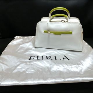 FURLA(ホワイト/白色系)のフリマアイテム一覧 FURLA(ホワイト/白色系)のフリマアイテム一覧