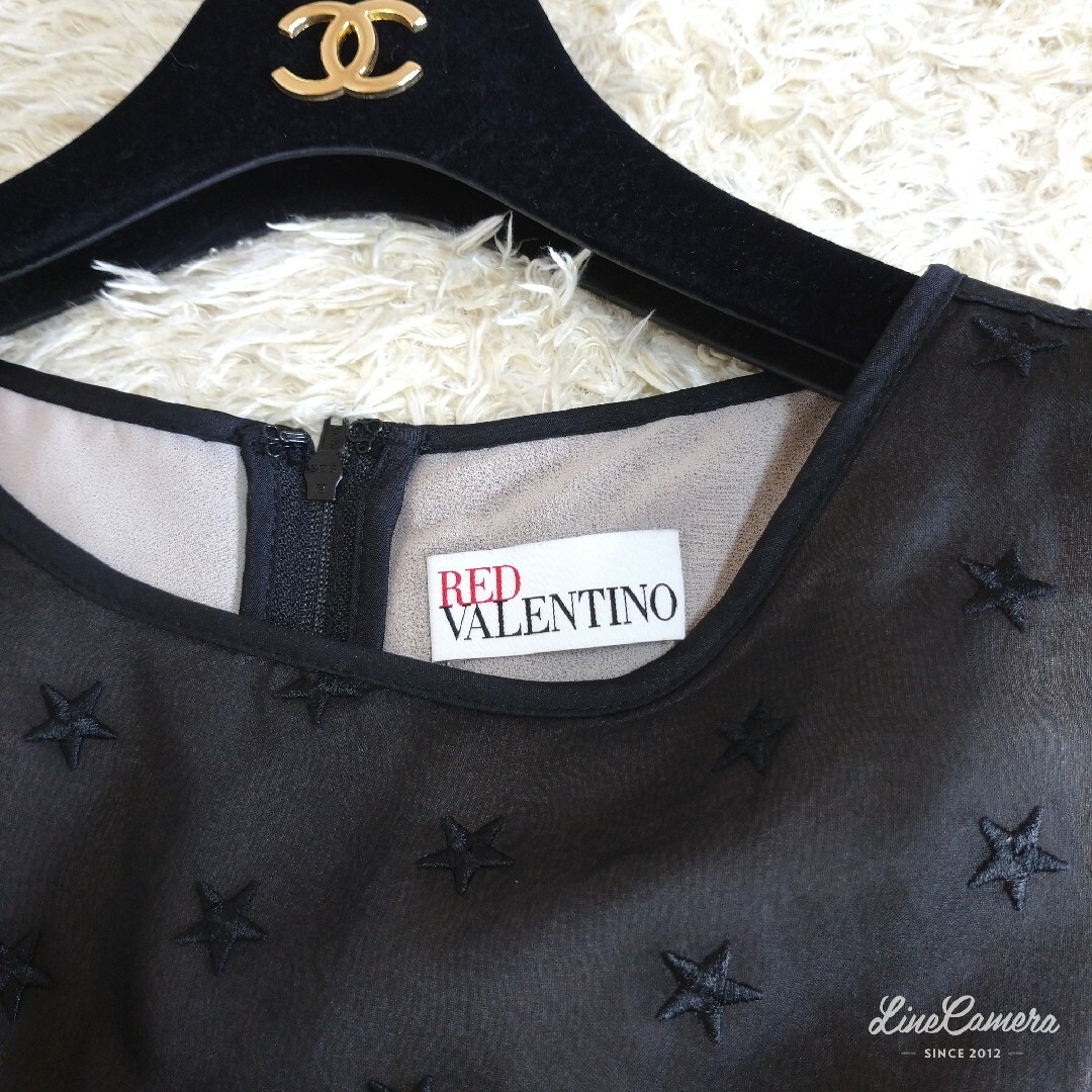 RED VALENTINO ワンピース ドレス 星柄刺繍 シルク100% 38 ひざ RED VALENTINO ワンピース ドレス 星柄刺繍 シルク100% 38 ひざ
