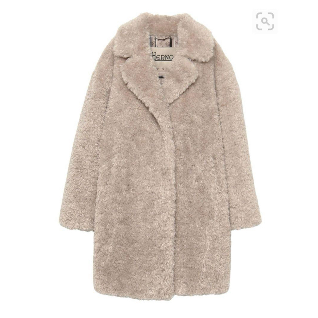 Hernoヘルノ カーリーコート グレージュ Hernoヘルノ カーリーコート グレージュ