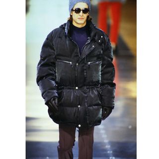 ISSEY MIYAKE MEN - 95aw ISSEY MIYAKE MEN ダウンジャケット ISSEY MIYAKE MEN - 95aw ISSEY MIYAKE MEN ダウンジャケット