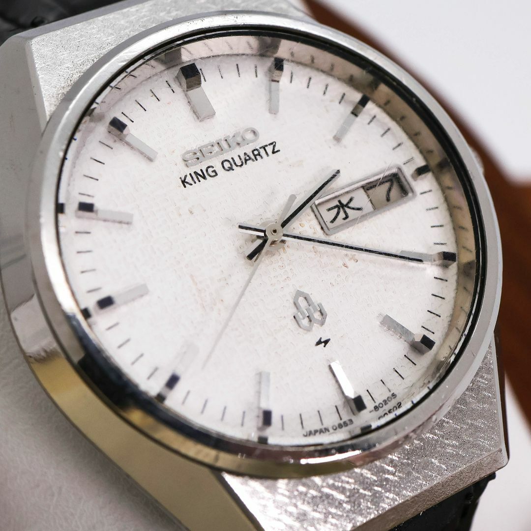 稼働 SEIKO KING QUARTZ 腕時計 デイデイト 水晶マーク b 稼働 SEIKO KING QUARTZ 腕時計 デイデイト 水晶マーク b