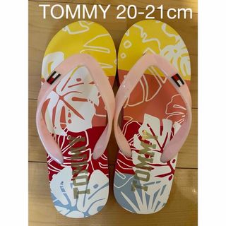 TOMMY HILFIGERのフリマアイテム一覧 TOMMY HILFIGERのフリマアイテム一覧