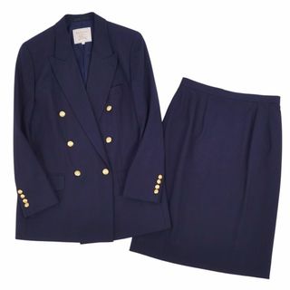 美品】バーバリー 金ボタン ノーカラージャケット&スカート 美品】バーバリー 金ボタン ノーカラージャケット&スカート