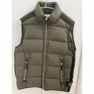 STONE ISLAND(ダウンベスト)のフリマアイテム一覧 STONE ISLAND(ダウンベスト)のフリマアイテム一覧