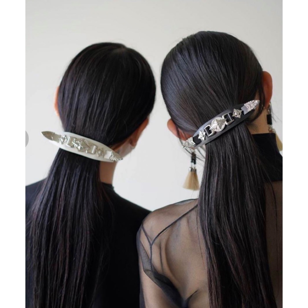 TOGA - トーガ⭐︎ヘアバレッタ ブラックの通販 by いしいくえ's TOGA - トーガ⭐︎ヘアバレッタ ブラックの通販 by いしいくえ's
