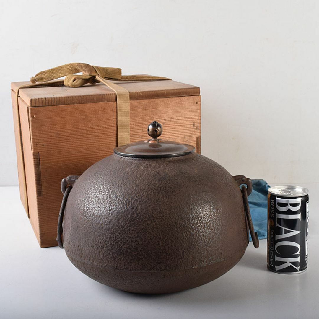 茶道具 釜師 高木治良兵衛作 尻張釜 鉄釜 共箱 V R8056C 茶道具 釜師 高木治良兵衛作 尻張釜 鉄釜 共箱 V R8056C