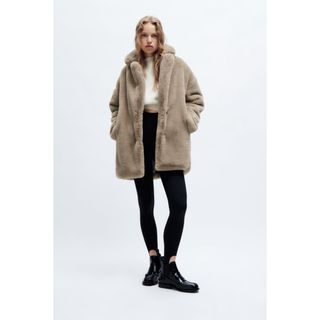 ZARA(毛皮/ファーコート ・ ベージュ系)のフリマアイテム一覧 ZARA(毛皮/ファーコート ・ ベージュ系)のフリマアイテム一覧