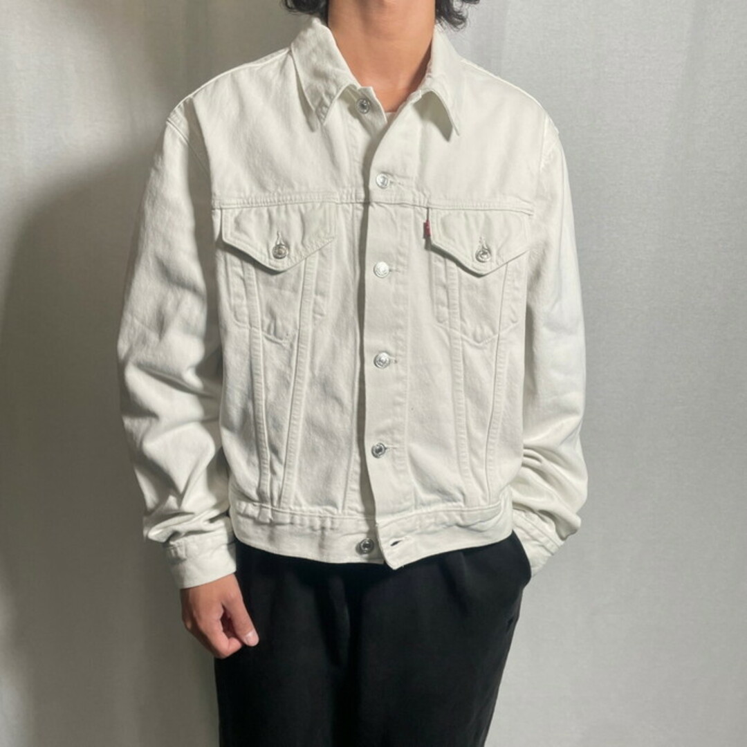 90年代 イタリア製 Levi´s ユーロリーバイス 70500 02 ホワイトデニムジャケット メンズL相当 90年代 イタリア製 Levi´s ユーロリーバイス 70500 02 ホワイトデニムジャケット メンズL相当