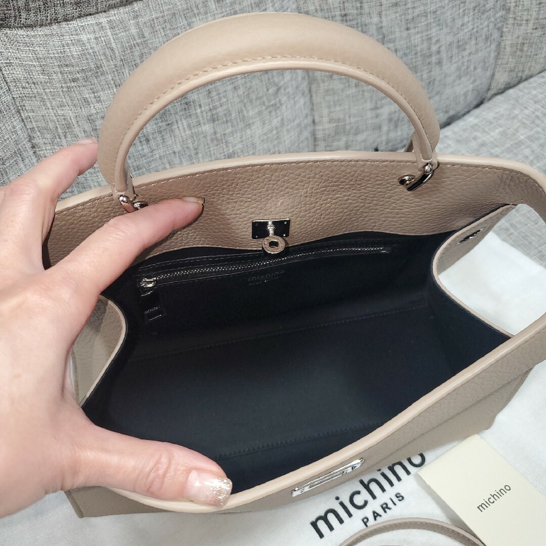 新品未使用 michinoparis ミチノパリ ルテススモール ベージュ 新品未使用 michinoparis ミチノパリ ルテススモール ベージュ