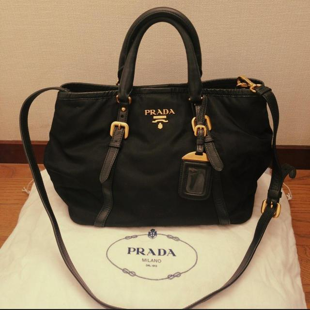 PRADA(プラダ)の☆3/31まで退会します様お取り置き☆ レディースのバッグ(ハンドバッグ)の商品写真