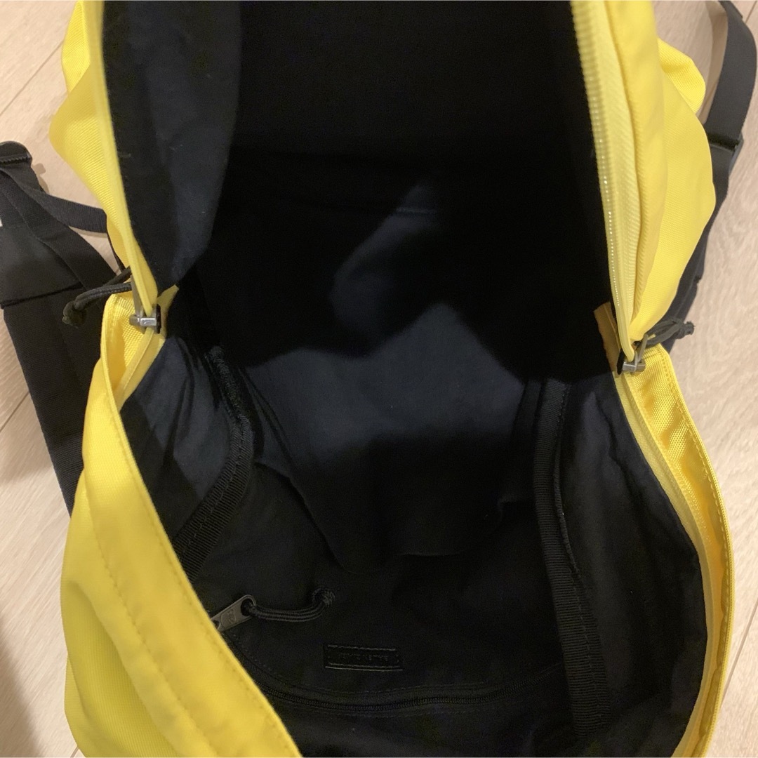 早い者勝ち【極美品】バレンシアガ リュック バックパック ロゴ 早い者勝ち【極美品】バレンシアガ リュック バックパック ロゴ