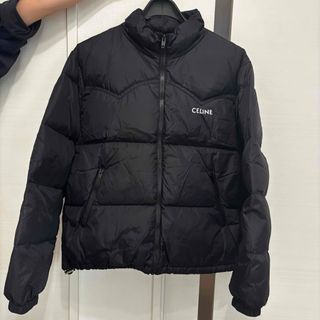 CELINE(ダウンジャケット)のフリマアイテム一覧 CELINE(ダウンジャケット)のフリマアイテム一覧