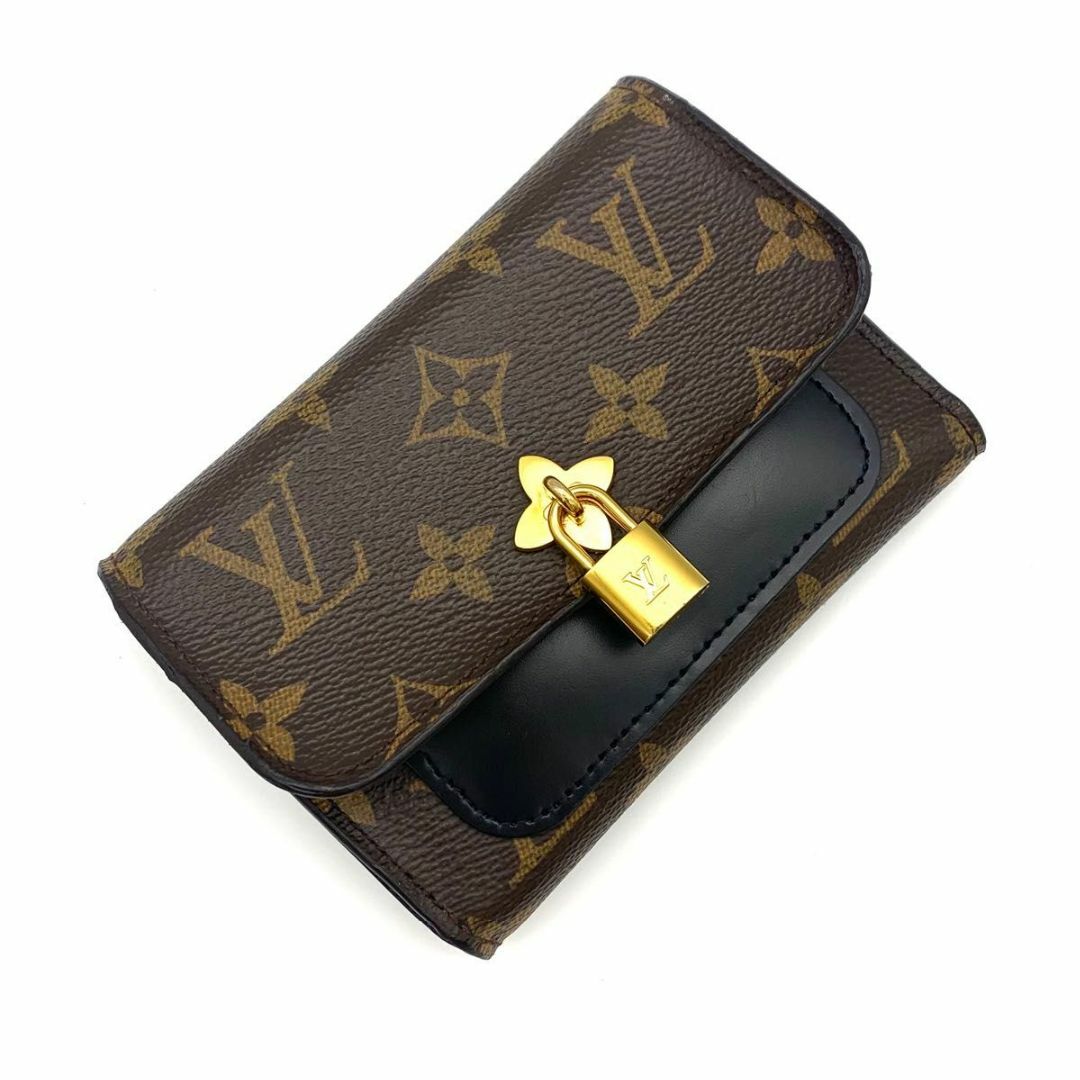 LOUIS VUITTON - ルイヴィトン モノグラム フラワー コンパクト ブラック 三つ折り財布 H22の通販 by hoshizora's  shop｜ルイヴィトンならラクマ