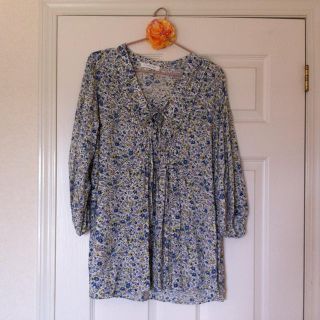 ローリーズファーム(LOWRYS FARM)のLOWRYS FARM ＊ 花柄トップス(シャツ/ブラウス(長袖/七分))