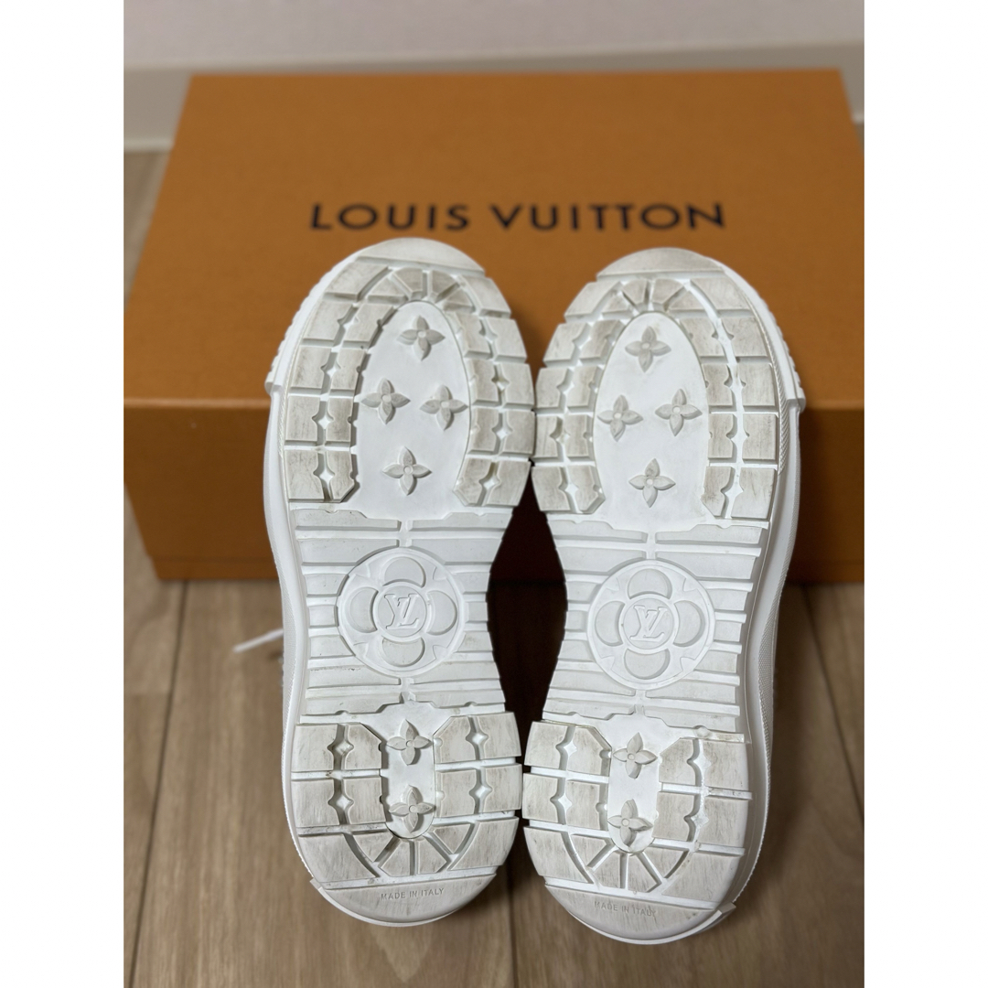 LOUIS VUITTON - 極美品✨ルイヴィトン LV スクァッドライン LOUIS VUITTON - 極美品✨ルイヴィトン LV スクァッドライン