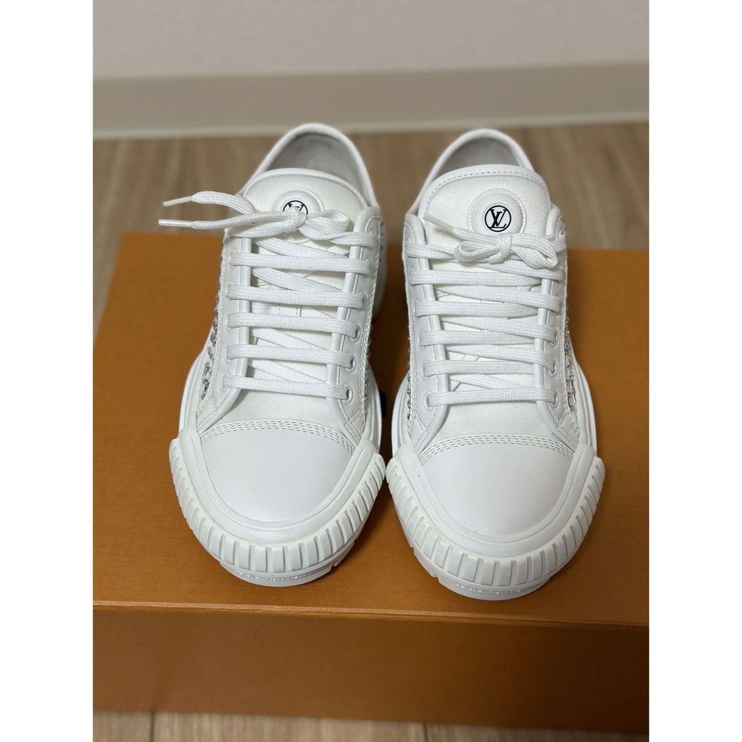 LOUIS VUITTON - 極美品✨ルイヴィトン LV スクァッドライン LOUIS VUITTON - 極美品✨ルイヴィトン LV スクァッドライン