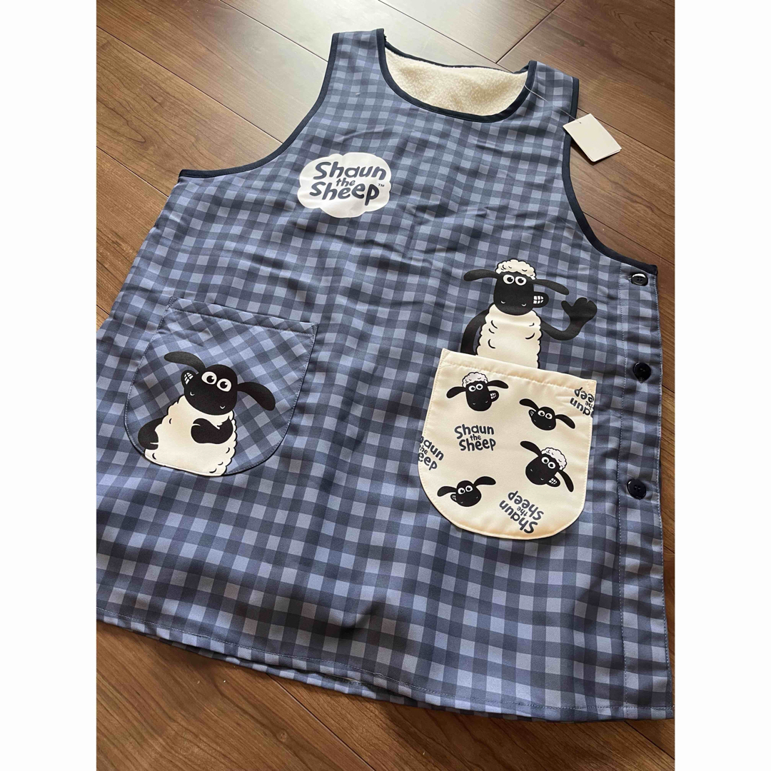 大人気】 【冬用】ひつじのショーン 保育士エプロン しまむらの 大人気】 【冬用】ひつじのショーン 保育士エプロン しまむらの