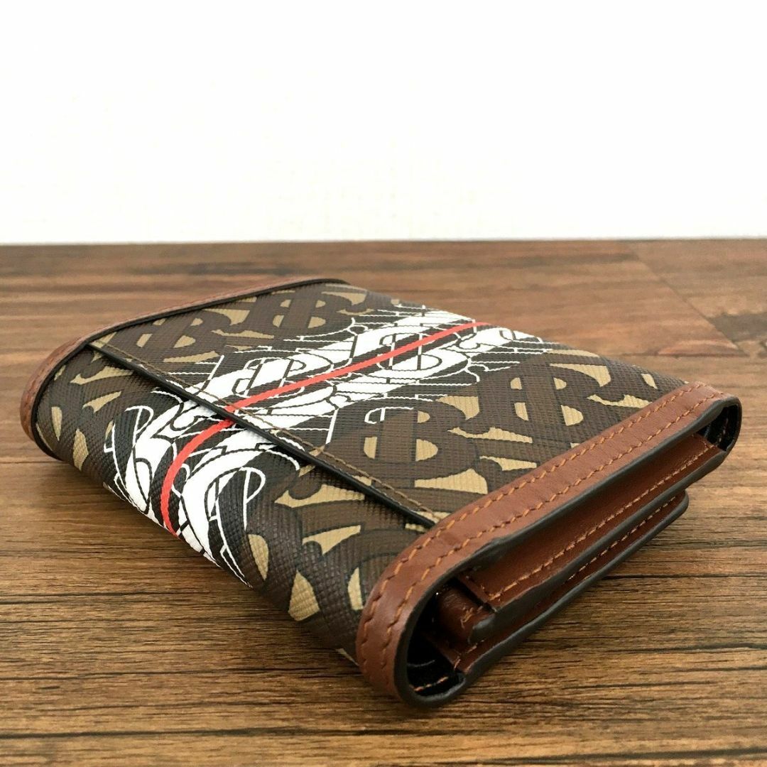 BURBERRY - 送料込み! 未使用品 BURBERRY コンパクトウォレット BURBERRY - 送料込み! 未使用品 BURBERRY コンパクトウォレット