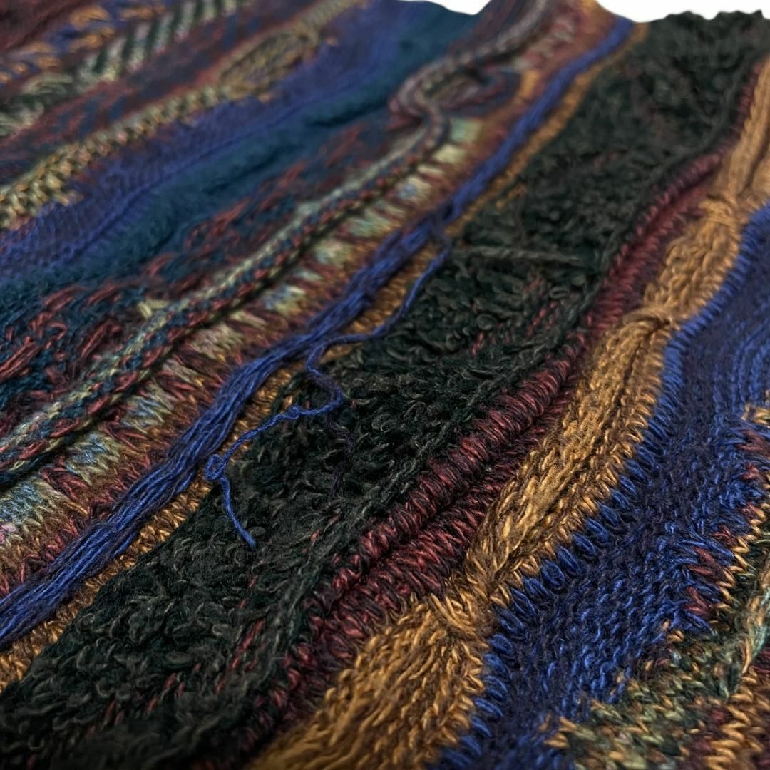 ART VINTAGE - ブルガリア製総柄3Dニットセーター古着立体刺繍 ART VINTAGE - ブルガリア製総柄3Dニットセーター古着立体刺繍