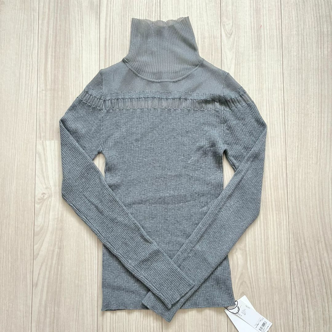 新品タグ付き MIESROHE シアー切り替えハイネックニット グレー