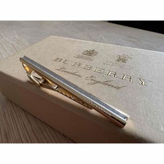 BURBERRY - 新品 バーバリー BURBERRY ネクタイピン パラジウム BURBERRY - 新品 バーバリー BURBERRY ネクタイピン パラジウム