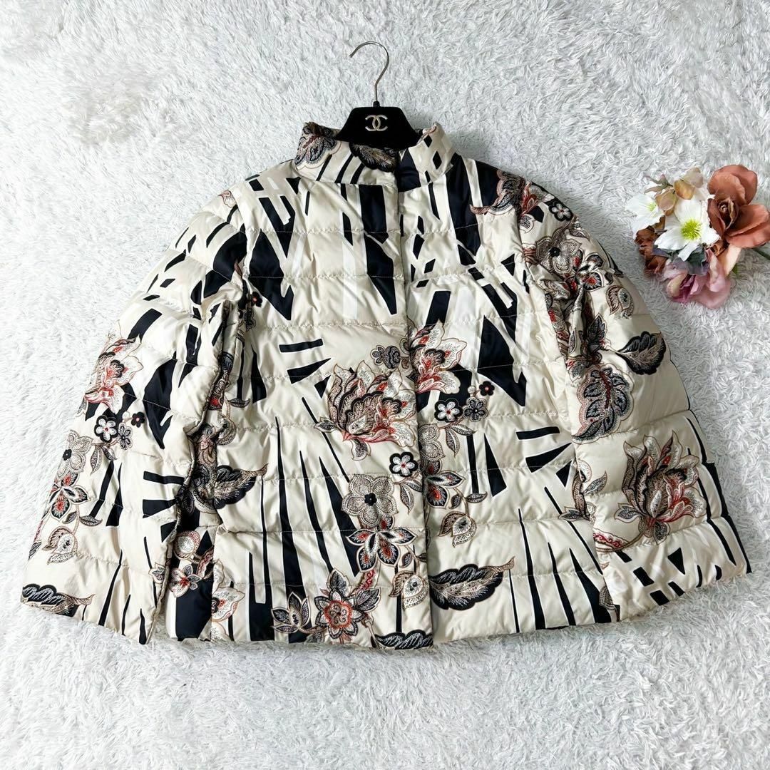 美品 ETRO エトロ ダウンジャケット 総柄 フラワー ペイズリー柄 L 美品 ETRO エトロ ダウンジャケット 総柄 フラワー ペイズリー柄 L