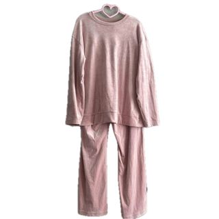 UNIQLO(ストレッチ ・ ルームウェア)のフリマアイテム一覧 UNIQLO(ストレッチ ・ ルームウェア)のフリマアイテム一覧