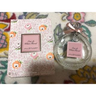 ジルスチュアート(JILLSTUART)の♡美品ジルスチュアートリラックスオードホワイトフローラル50ml♡(香水(女性用))