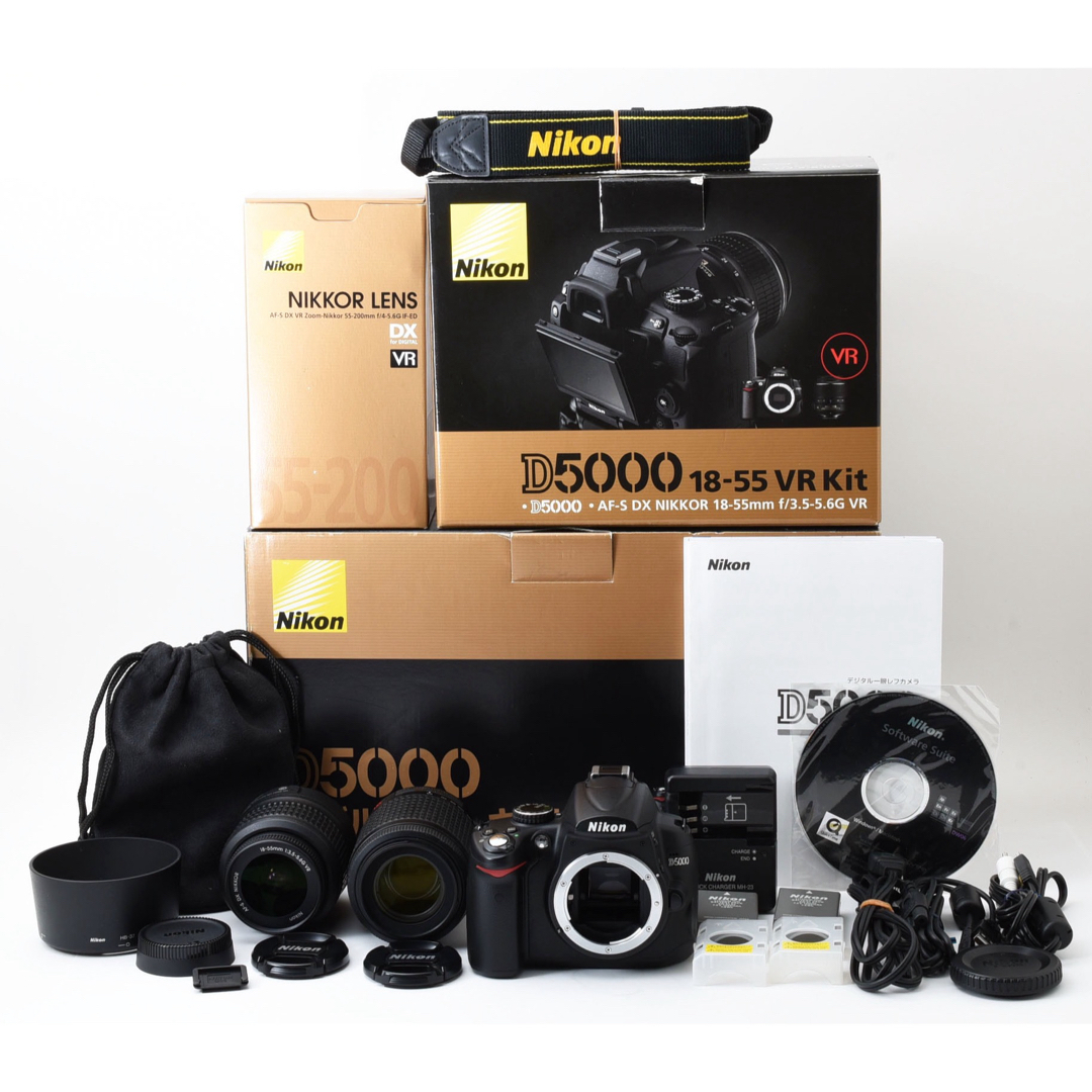 Nikon デジタル一眼レフカメラ D5000 ダブルズームキット Nikon デジタル一眼レフカメラ D5000 ダブルズームキット