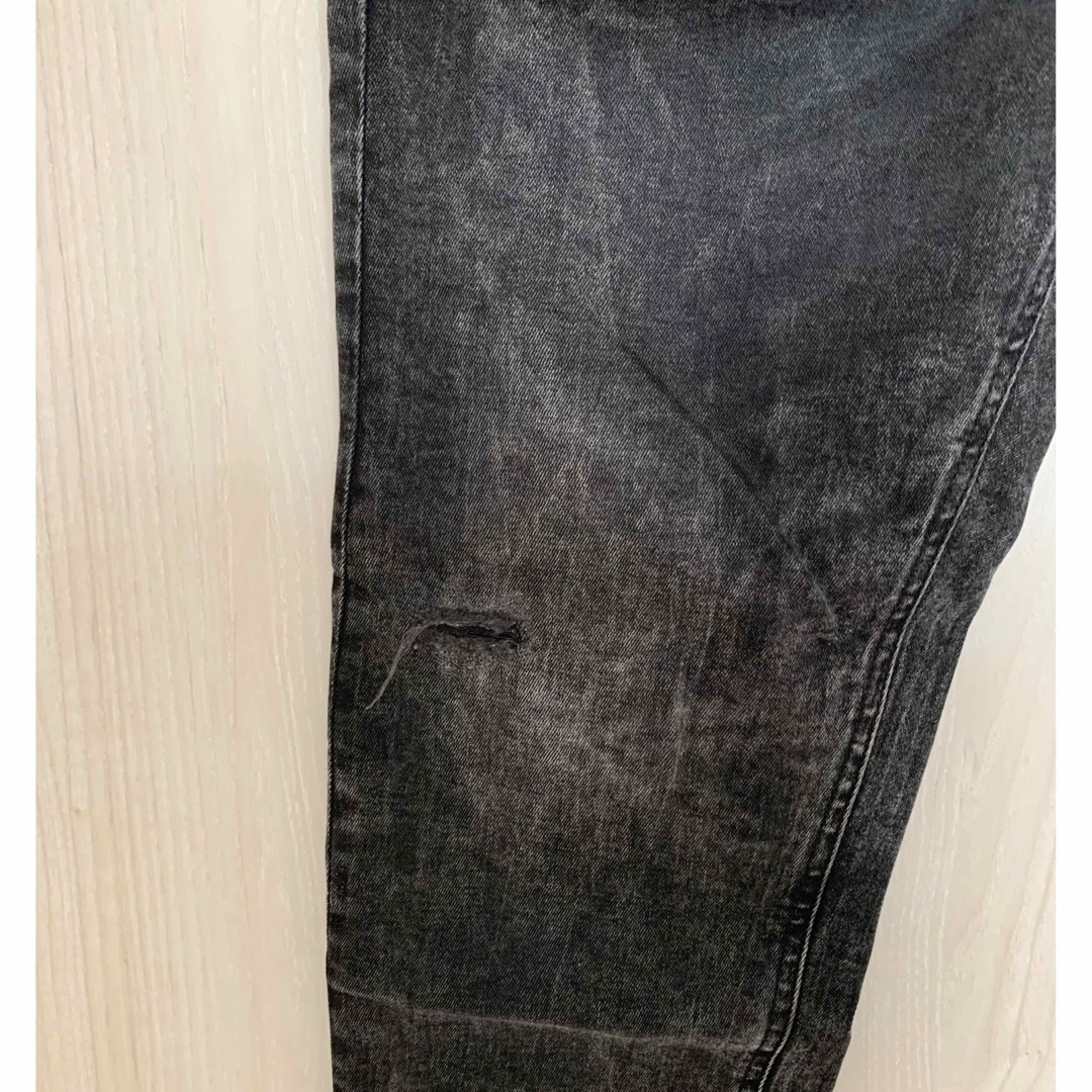 ZARA(ザラ)のZARA ダメージスキニーパンツ メンズのパンツ(デニム/ジーンズ)の商品写真