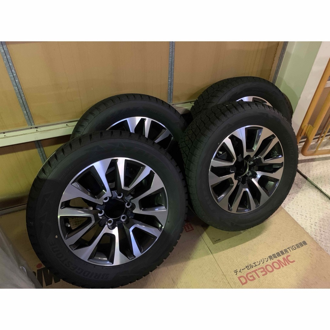 ミシュラン スタッドレスタイヤ 225/60R18 ブラックホイール ミシュラン スタッドレスタイヤ 225/60R18 ブラックホイール