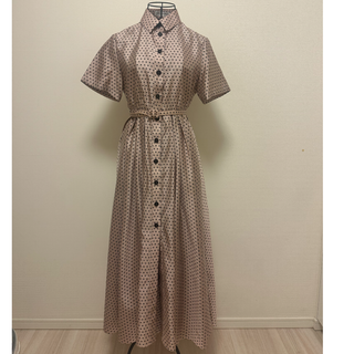 Christian Dior(ワンピース ・ ピンク/桃色系)のフリマ Christian Dior(ワンピース ・ ピンク/桃色系)のフリマ