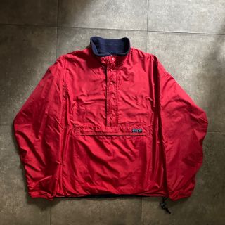 patagonia(ナイロンジャケット ・ レッド/赤色系)のフリマ patagonia(ナイロンジャケット ・ レッド/赤色系)のフリマ