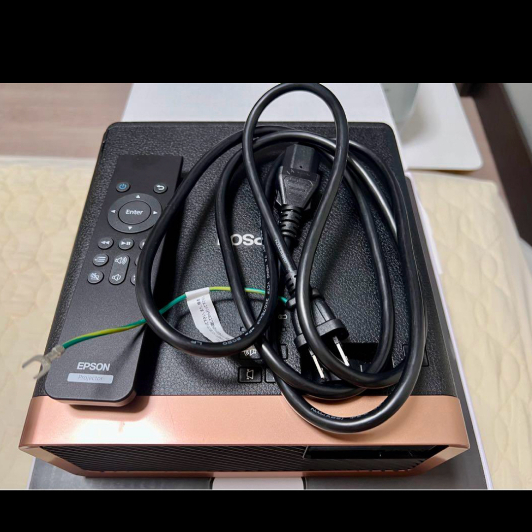 美品】ホームプロジェクター EF 100B エプソン EF-100B ブラック 美品】ホームプロジェクター EF 100B エプソン EF-100B ブラック