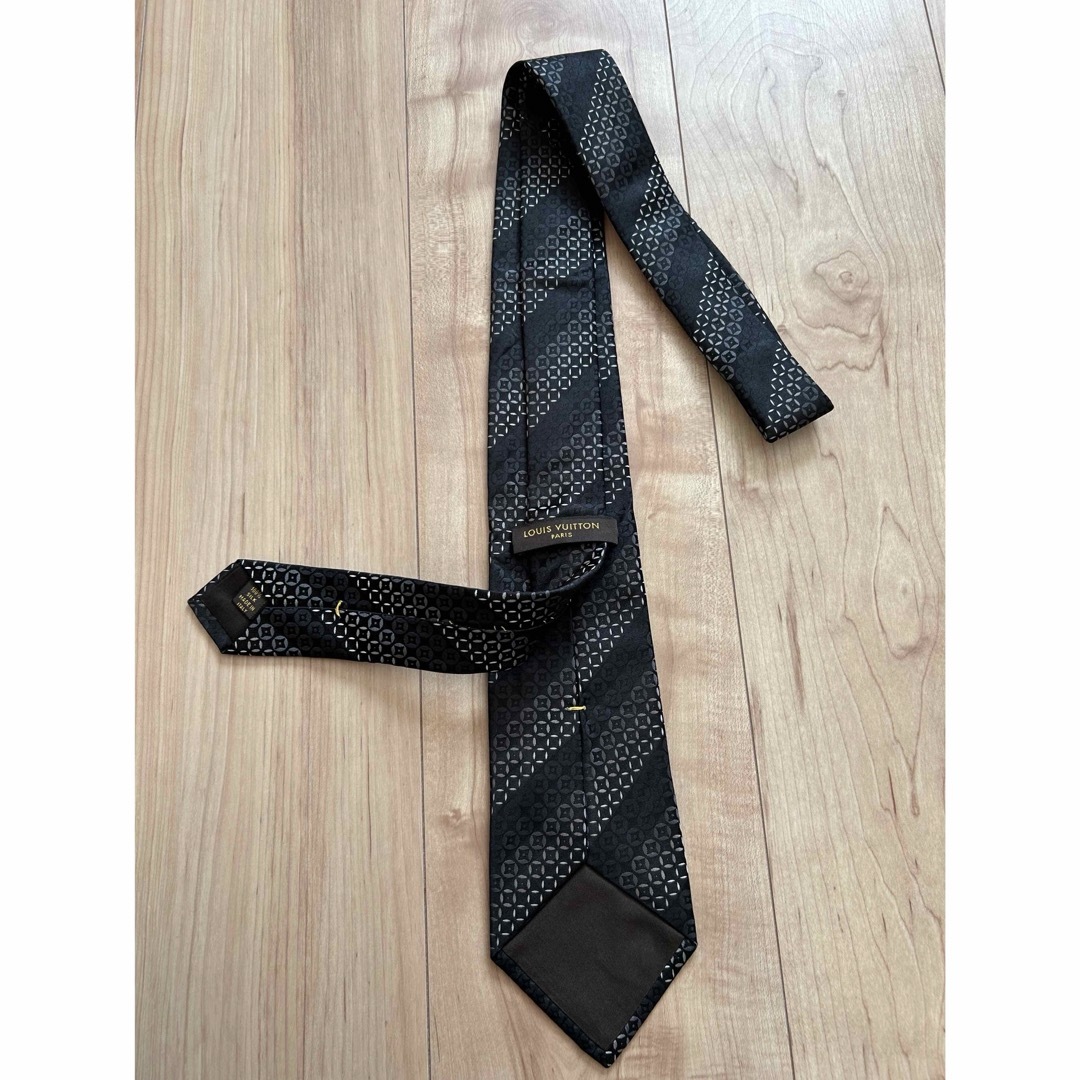 美品!LOUIS VUITTON ルイ・ヴィトン ハイブランド ネクタイ 美品!LOUIS VUITTON ルイ・ヴィトン ハイブランド ネクタイ